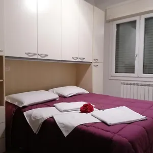 https://affitto-camere-e-mini-locali-carpi.emilia-romagnahotels.net